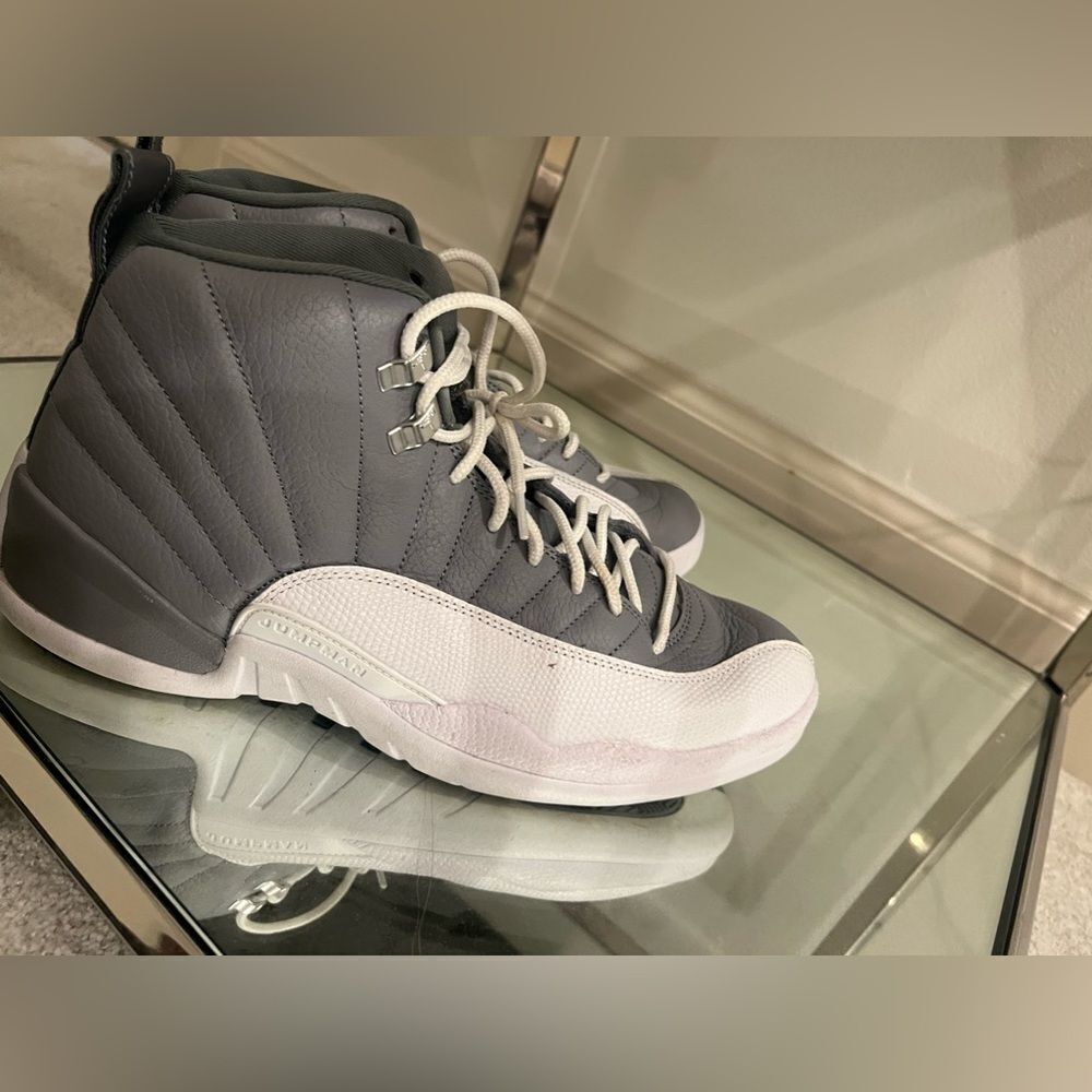 Jordan 12 Stealth 2022 Size 12 Pre-Owned СТ8013-015 Grey White